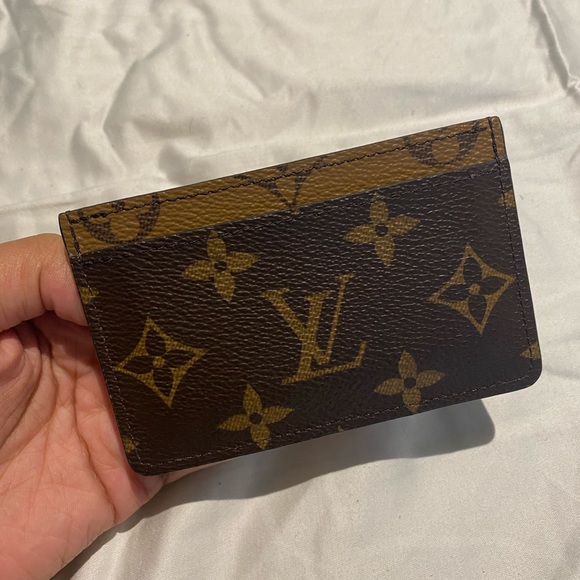 ❌SOLD❌Louis Vuitton reverse monogram card holder - Picture 2 of 2